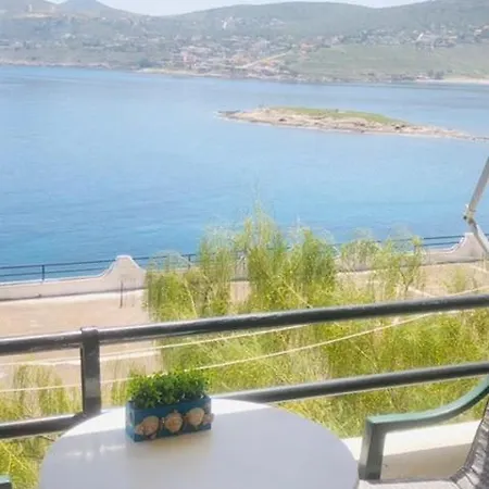 Ξενοδοχείο με διαμερίσματα Daskalio 2*